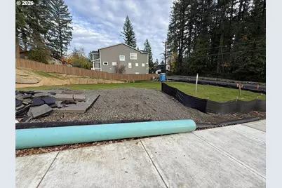 484 SW 95th Ave, Portland, OR 97225 - Photo 1