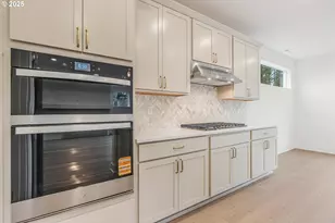 15985 SW Bluewater Ter, Tigard, OR 97224 - Photo 9