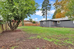 3708 Gilham Rd, Eugene, OR 97401 - Photo 37