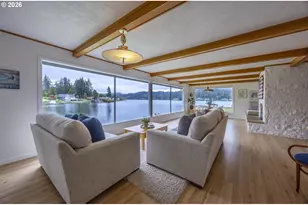 2170 NE Lake Dr, Lincoln City, OR 97367 - Photo 9