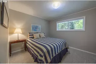 2170 NE Lake Dr, Lincoln City, OR 97367 - Photo 19