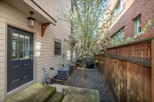 627 NE Randall Ave, Portland, OR 97232 - Photo 23