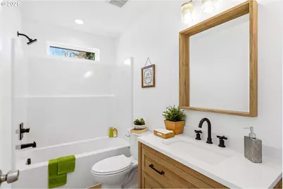 2636 SE Gladstone St, Portland, OR 97202 - Photo 13