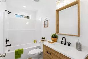 2636 SE Gladstone St, Portland, OR 97202 - Photo 13