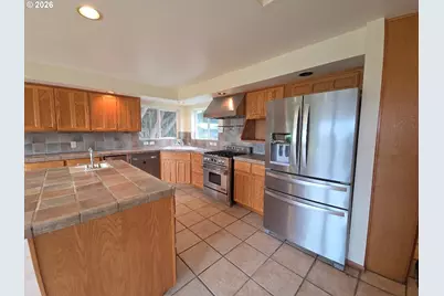 92094 Cape Arago Hwy S, Coos Bay, OR 97420 - Photo 7