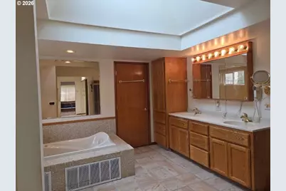 92094 Cape Arago Hwy S, Coos Bay, OR 97420 - Photo 13