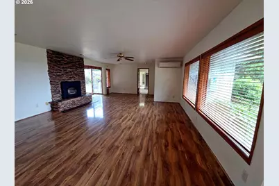 92094 Cape Arago Hwy S, Coos Bay, OR 97420 - Photo 5