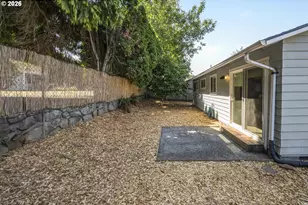 2106 NE Buffalo St, Portland, OR 97211 - Photo 21