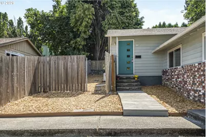 2106 NE Buffalo St, Portland, OR 97211 - Photo 27