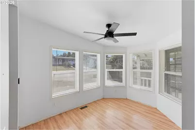 384 N Marple St, Coos Bay, OR 97420 - Photo 15