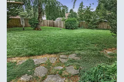 9554 SE Tenino Ct, Portland, OR 97266 - Photo 35