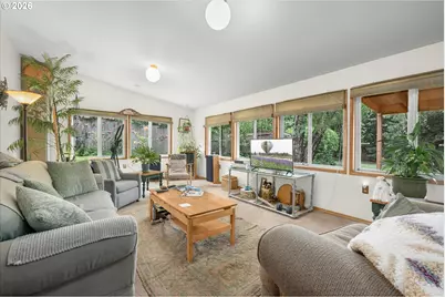 9554 SE Tenino Ct, Portland, OR 97266 - Photo 19