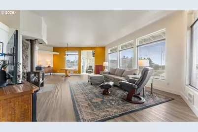 3868 Grant Pl, Bandon, OR 97411 - Photo 7