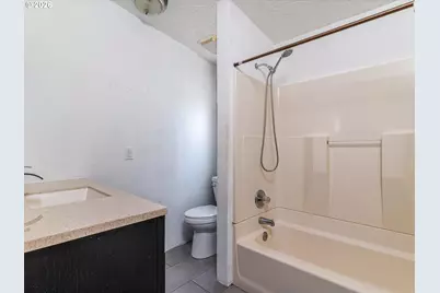 23421 S Highway 213, Oregon City, OR 97045 - Photo 19