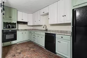 750 1st St, Lake Oswego, OR 97034 - Photo 15