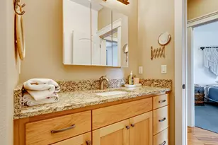 2695 NW Mt Ashland Dr, McMinnville, OR 97128 - Photo 33