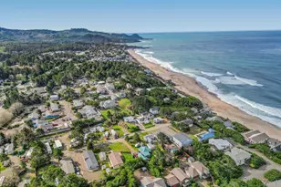 105 Breeze St, Depoe Bay, OR 97341 - Photo 27