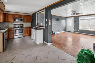 29785 Turner St, Gold Beach, OR 97444 - Photo 15