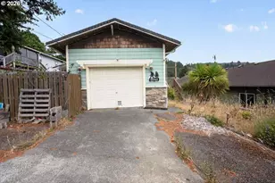 29785 Turner St, Gold Beach, OR 97444 - Photo 1