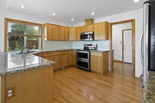 1747 SW Montmore Way, Troutdale, OR 97060 - Photo 23