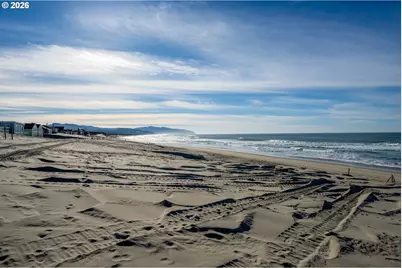 13700 Cape Kiwanda Dr, Pacific City, OR 97135 - Photo 19