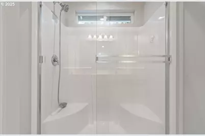 10817 NE 100th Ave, Vancouver, WA 98662 - Photo 31