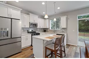 10817 NE 100th Ave, Vancouver, WA 98662 - Photo 11