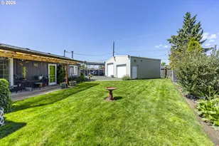 1116 Pleasant St, Springfield, OR 97477 - Photo 17