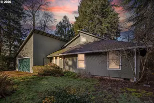 10455 SW Grant Ct, Portland, OR 97223 - Photo 3