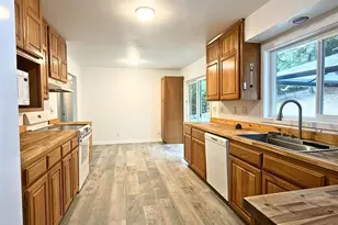 15741 S Gilchrist Rd, Mulino, OR 97042 - Photo 7