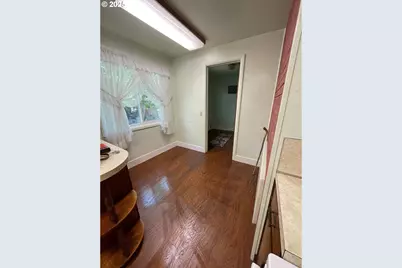 40 Allen Ave, Springfield, OR 97477 - Photo 11