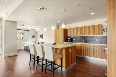 311 NW 12th Ave #602, Portland, OR 97209 - Photo 5