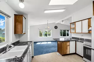 13216 NE 59th St, Vancouver, WA 98682 - Photo 11