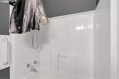 13216 NE 59th St #24, Vancouver, WA 98682 - Photo 17