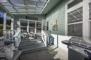 515 Robin Ln, Florence, OR 97439 - Photo 9