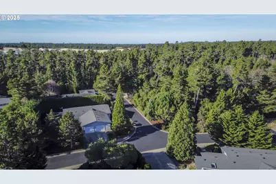 515 Robin Ln, Florence, OR 97439 - Photo 35