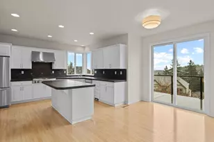 10928 SE Lenore St, Happy Valley, OR 97086 - Photo 9