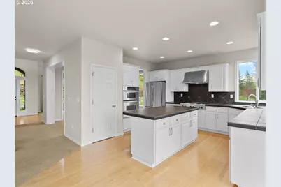 10928 SE Lenore St, Happy Valley, OR 97086 - Photo 9