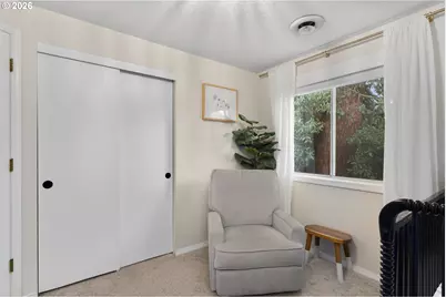 672 SE Alder Ct, Hillsboro, OR 97123 - Photo 23