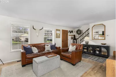 672 SE Alder Ct, Hillsboro, OR 97123 - Photo 9