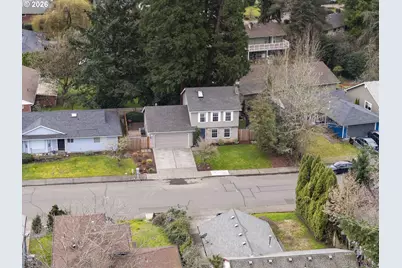 672 SE Alder Ct, Hillsboro, OR 97123 - Photo 35