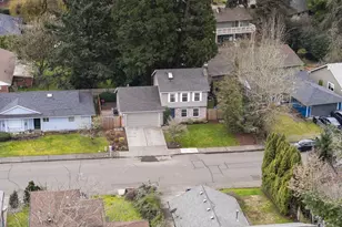 672 SE Alder Ct, Hillsboro, OR 97123 - Photo 35