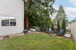 672 SE Alder Ct, Hillsboro, OR 97123 - Photo 29