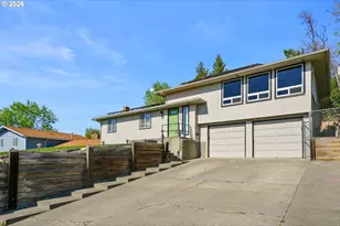 1911 SW Perkins Ave, Pendleton, OR 97801 - Photo 3