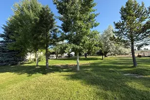 57366 N Rainbow Rd, Christmas Valley, OR 97641 - Photo 5