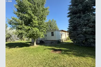 57366 N Rainbow Rd, Christmas Valley, OR 97641 - Photo 7