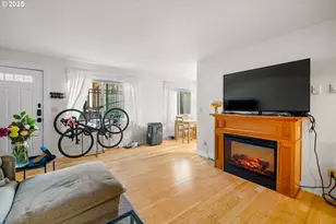 6908 N Philadelphia Ave, Portland, OR 97203 - Photo 3