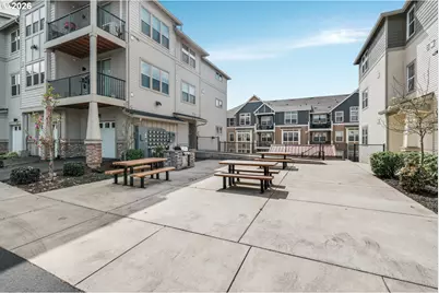 17126 SW Snowdale St #102, Beaverton, OR 97007 - Photo 17
