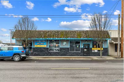 210 N Molalla Ave, Molalla, OR 97038 - Photo 1