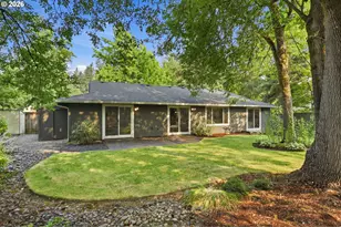 18280 Indian Creek Dr, Lake Oswego, OR 97035 - Photo 27